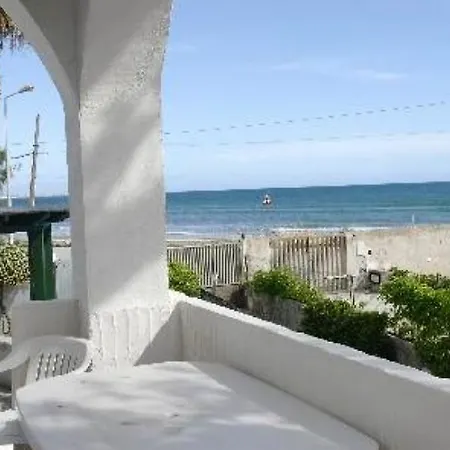 Comfortable House In With Sea View Дом отдыха